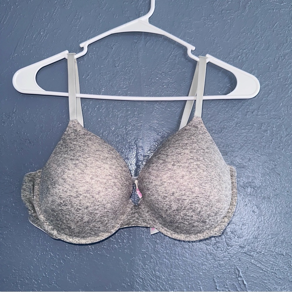 pink underwire bra